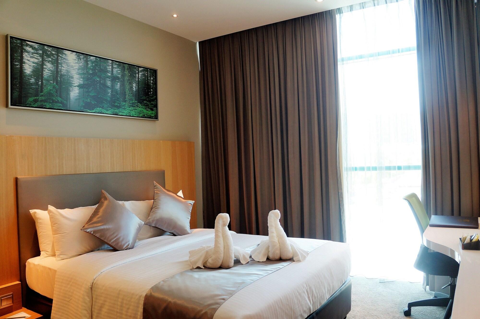 Greens Hotel & Suites Bintulu Kültér fotó