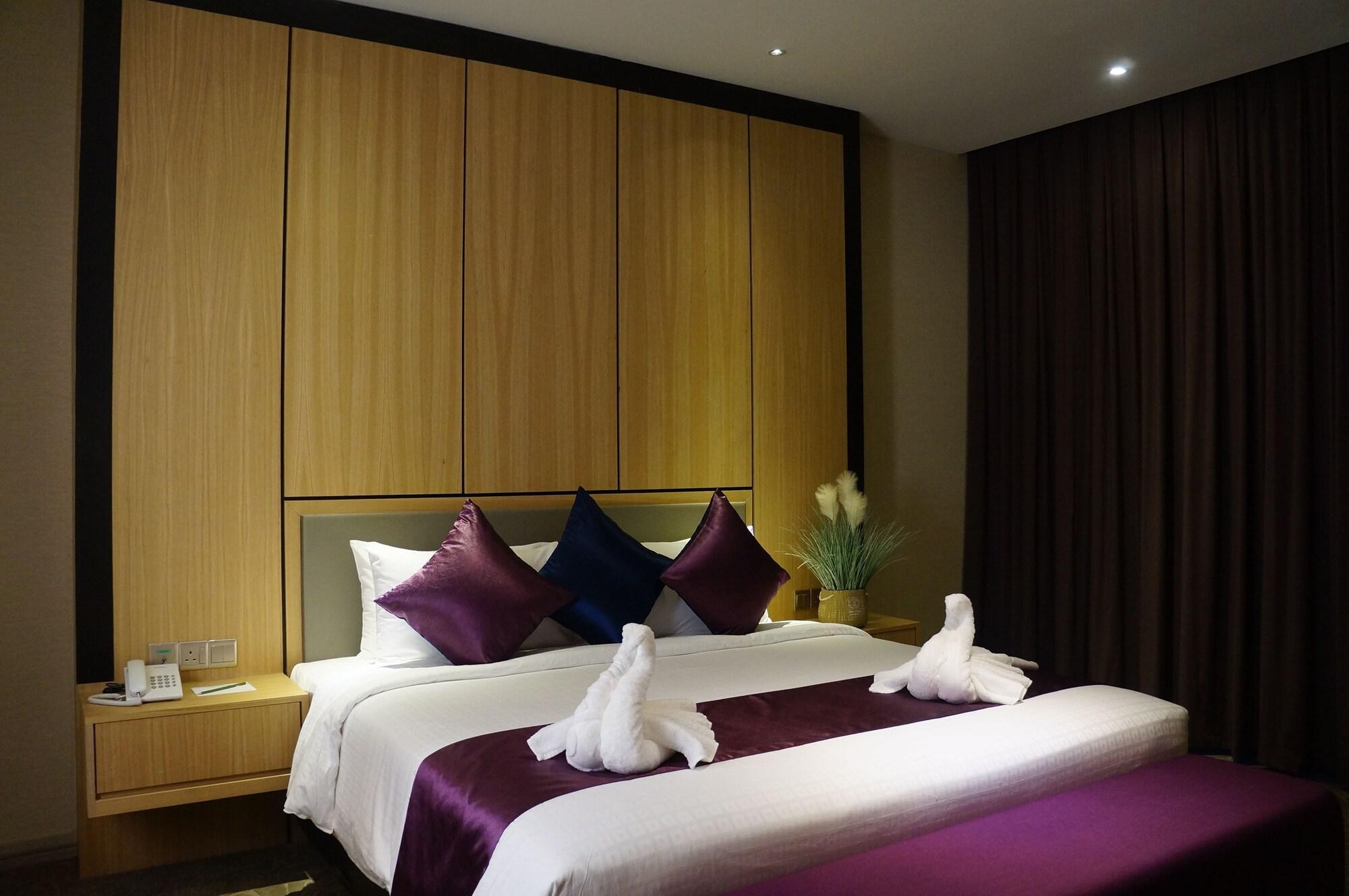 Greens Hotel & Suites Bintulu Kültér fotó