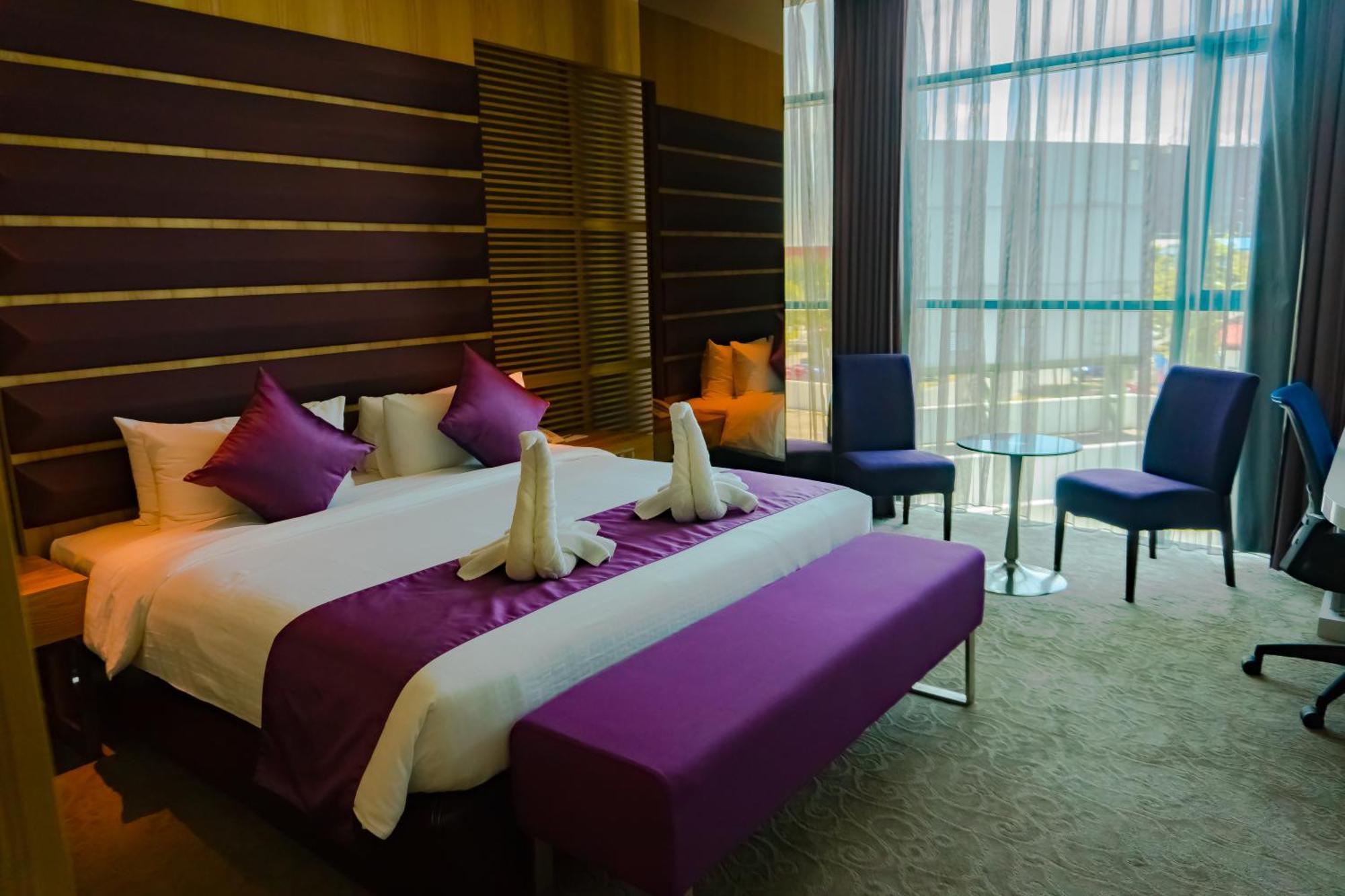 Greens Hotel & Suites Bintulu Kültér fotó