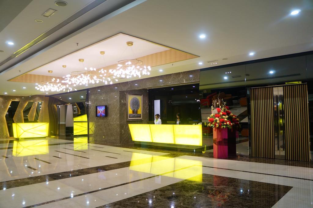 Greens Hotel & Suites Bintulu Kültér fotó